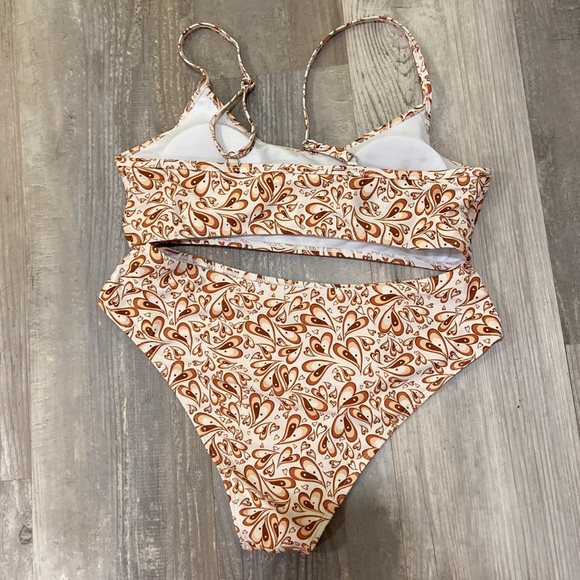 Never worn bikini - Picture 2 of 2